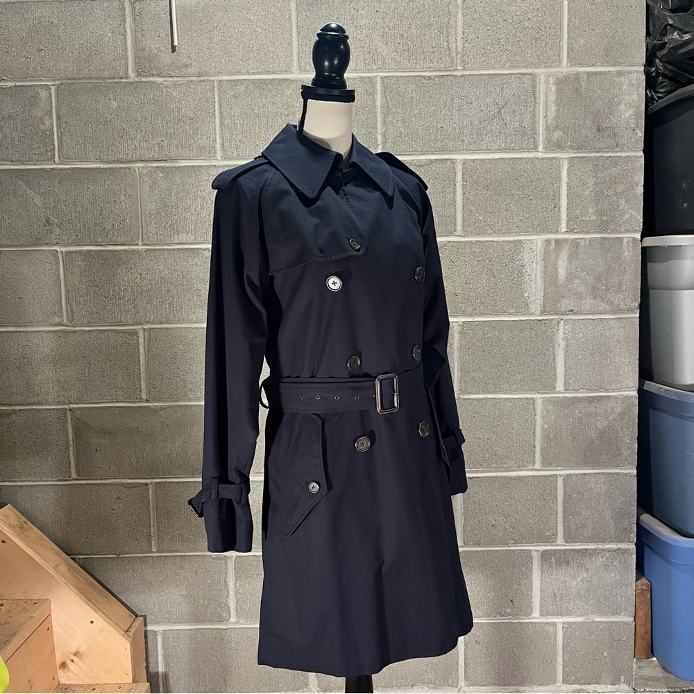 Lauren Ralph Lauren trench coat. - Picture 5 of 14
